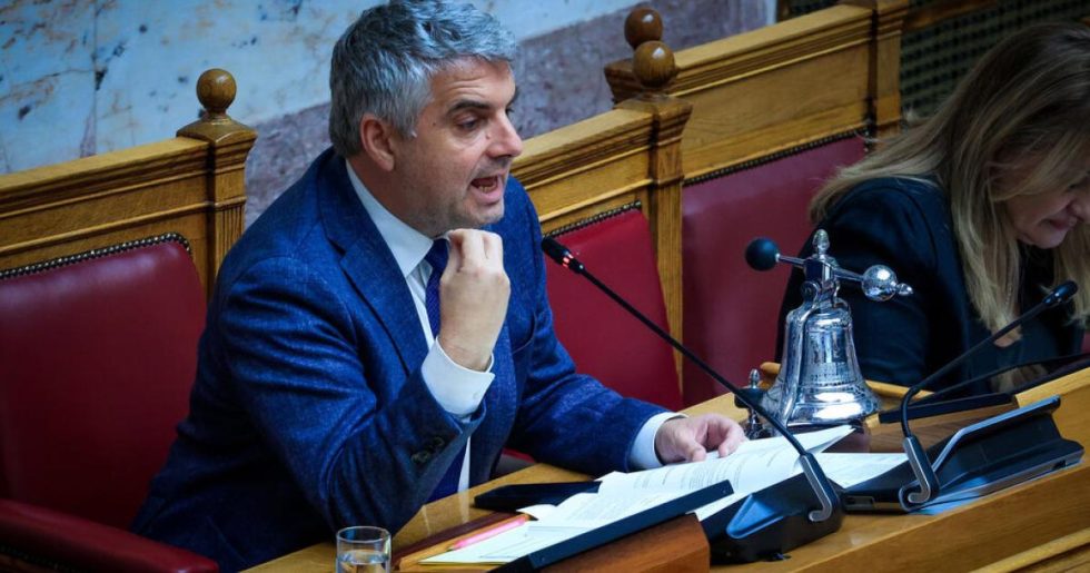 Κωνσταντινόπουλος κατά Ανδρουλάκη